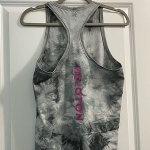 EUC Peloton - Lululemon Swiftly Tech Tank Shibori